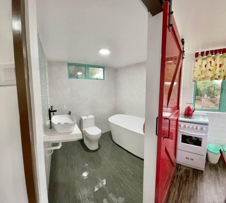 Willa Sea Kecil Tiny House Near Jetty Of Kuala Besut Kampong Nail Zewnętrze zdjęcie